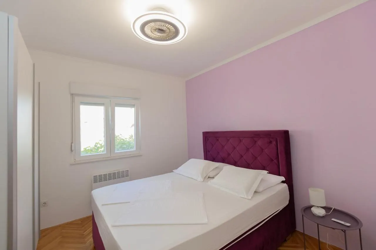 Apartment Pepi Split 0*,
